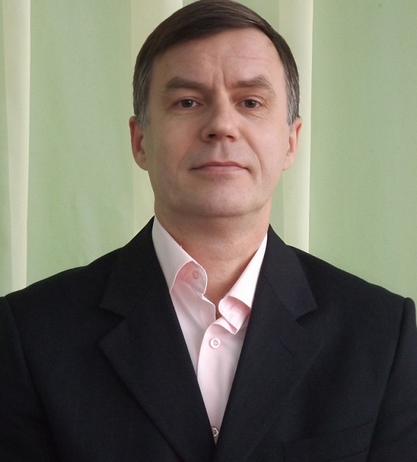 Александр Александрович Гутов.